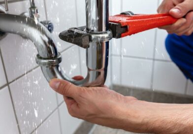 Comment bien réagir en cas de fuite dans la salle d’eau ?